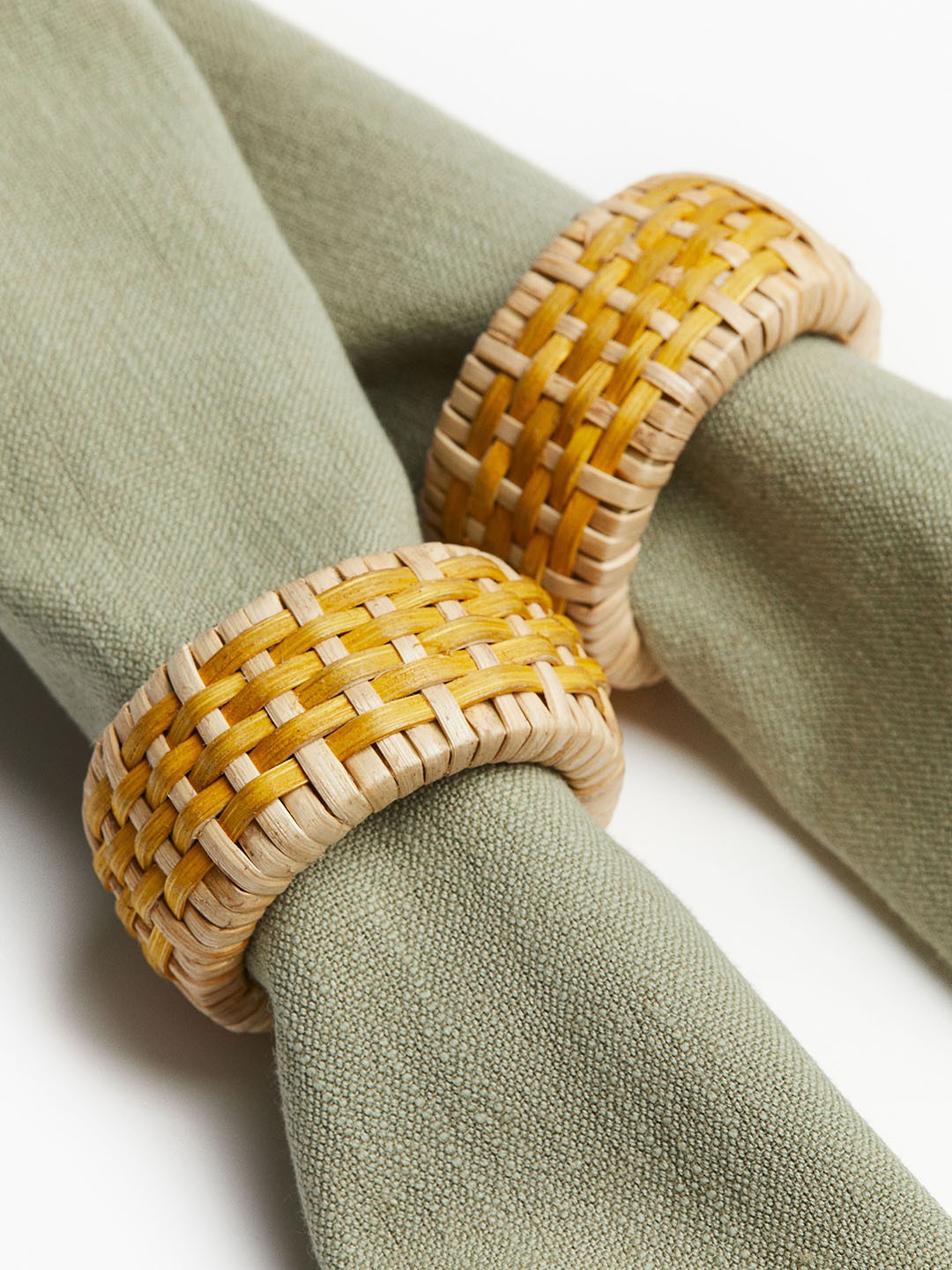 

H&M 2-Pack Rattan Napkin Rings, Yellow