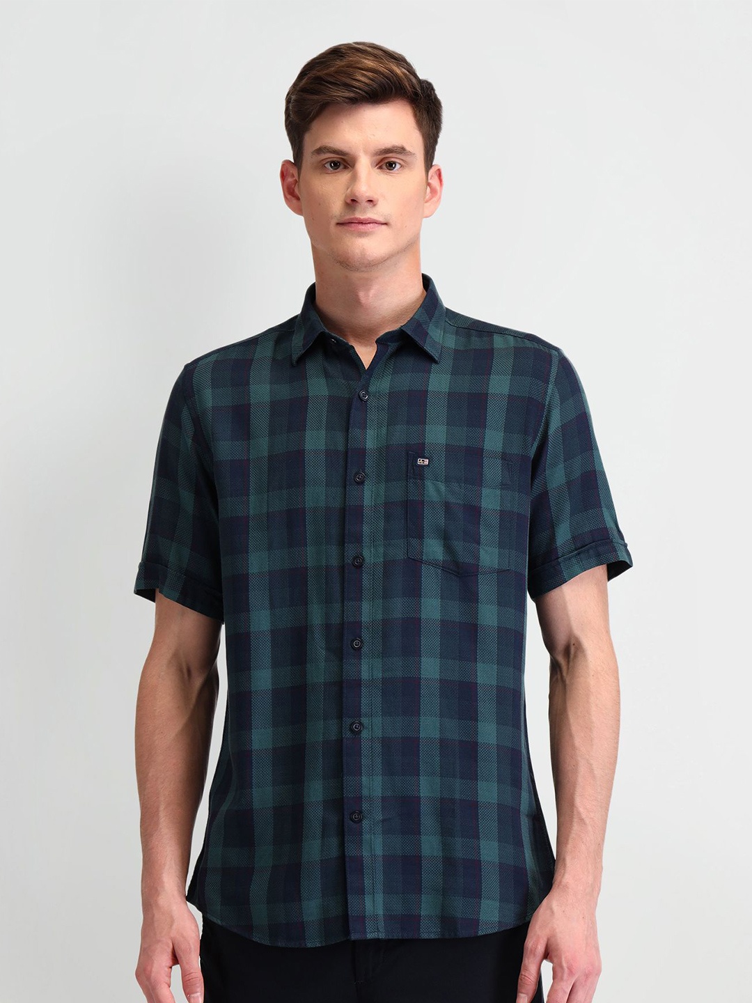 

Arrow Sport Men Classic Opaque Checked Casual Shirt, Navy blue