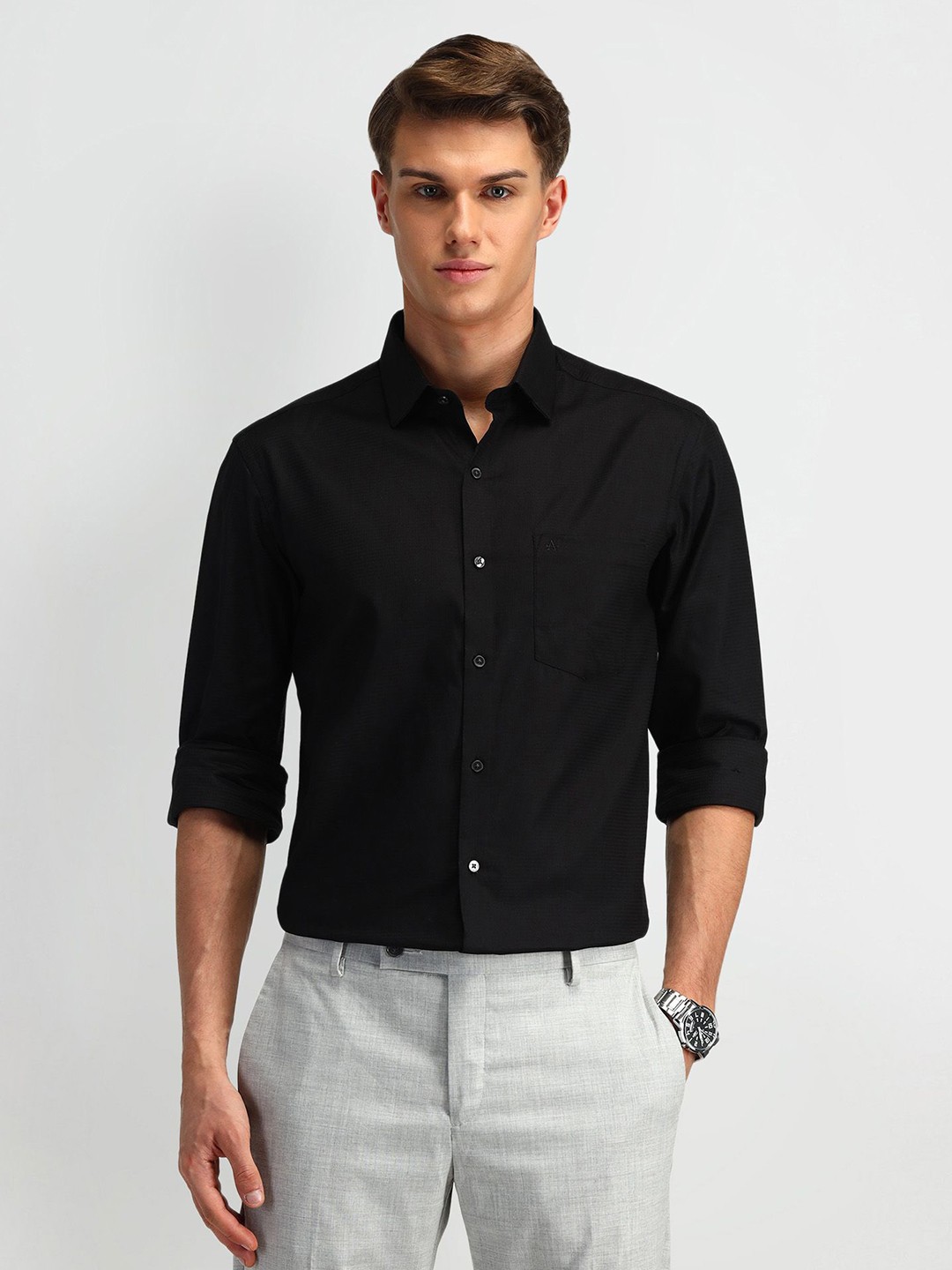 

Arrow Men Manhattan Spread Collar Textured Solid Cotton Slim Fit Formal Shirt, Black