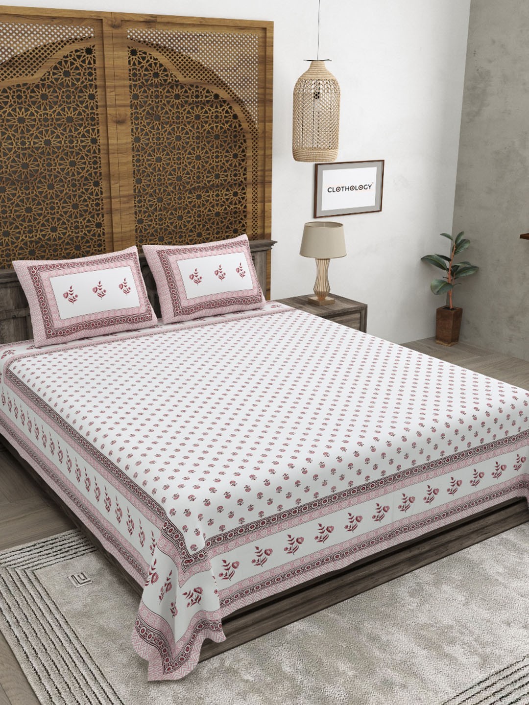 

CLOTHOLOGY Pink & White Floral 180 TC Cotton King Bedsheet with 2 Pillow Covers