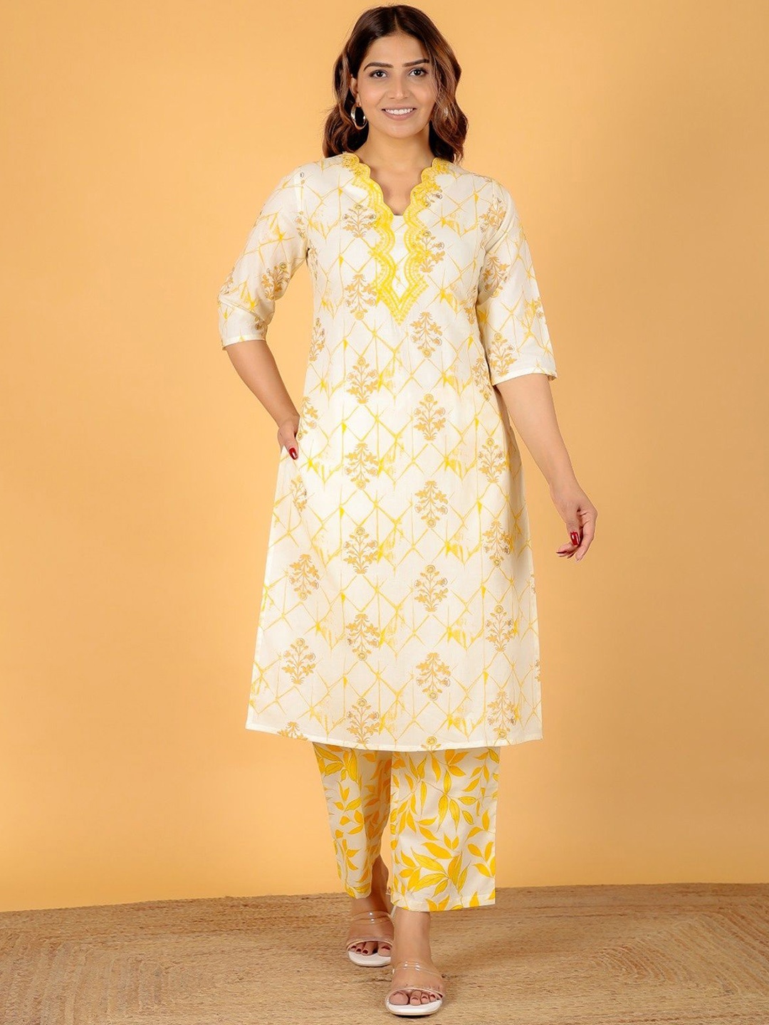 

Aramya Floral Printed Regular Thread Work Pure Cotton Kurta With Trouser, Yellow