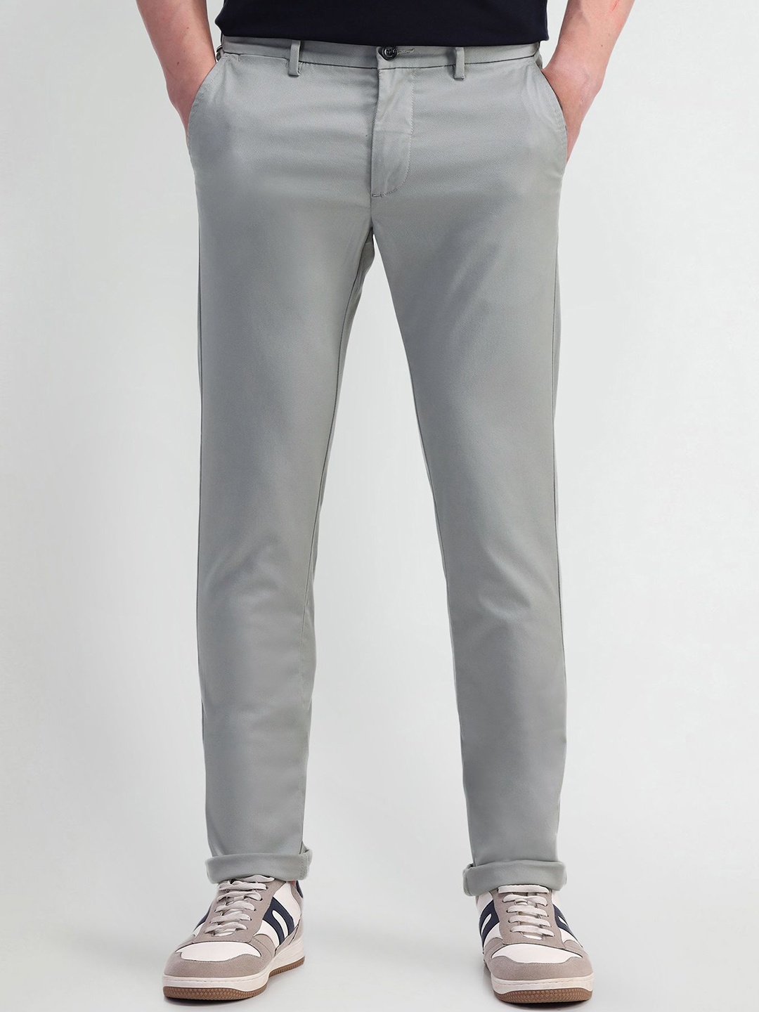 

Arrow Sport Men Textured Urban Slim Slim Fit Trousers, Grey
