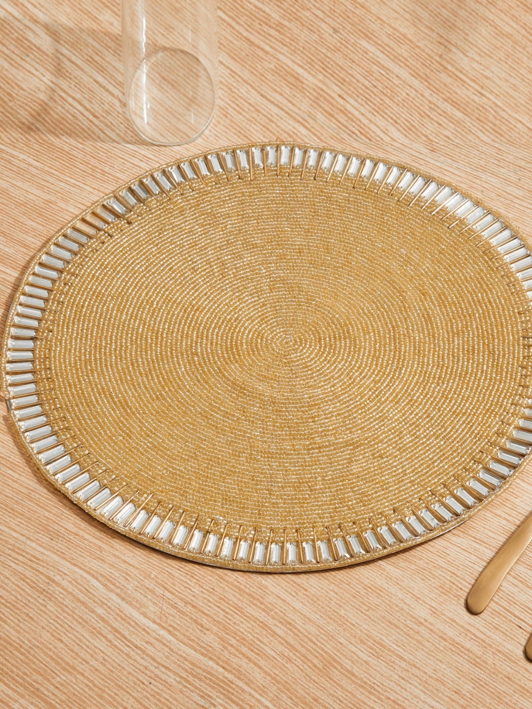 

Home Centre Drake Yellow Beaded Round Table Placemats