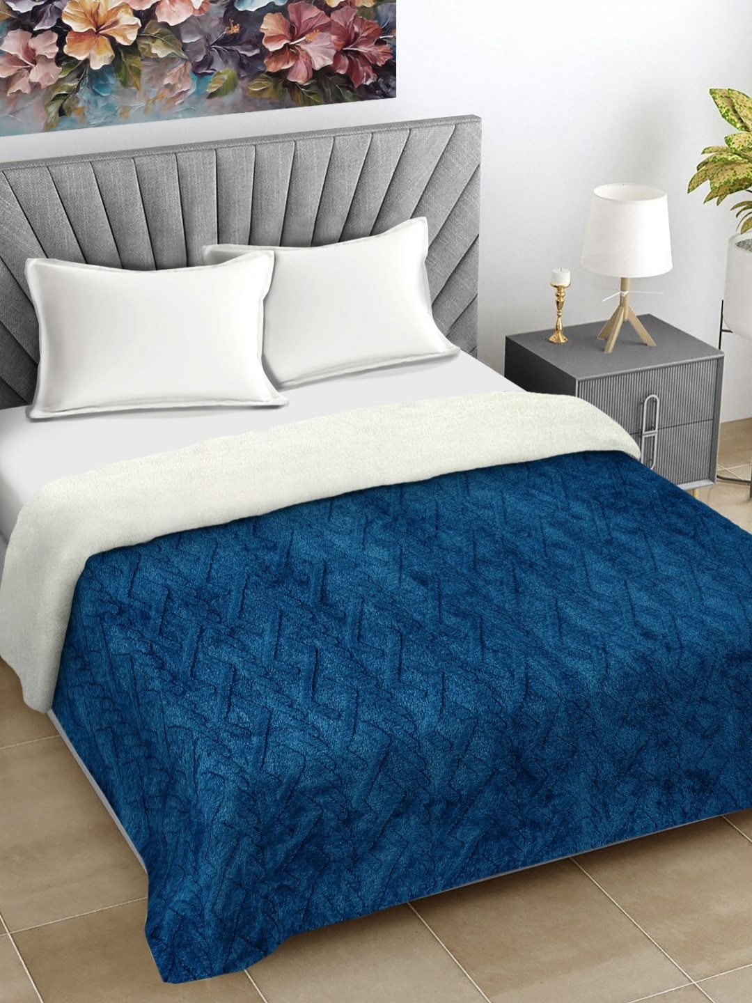 

FABINALIV Blue & White Geometric Woollen Mild Winter 600 GSM Double Bed Comforter