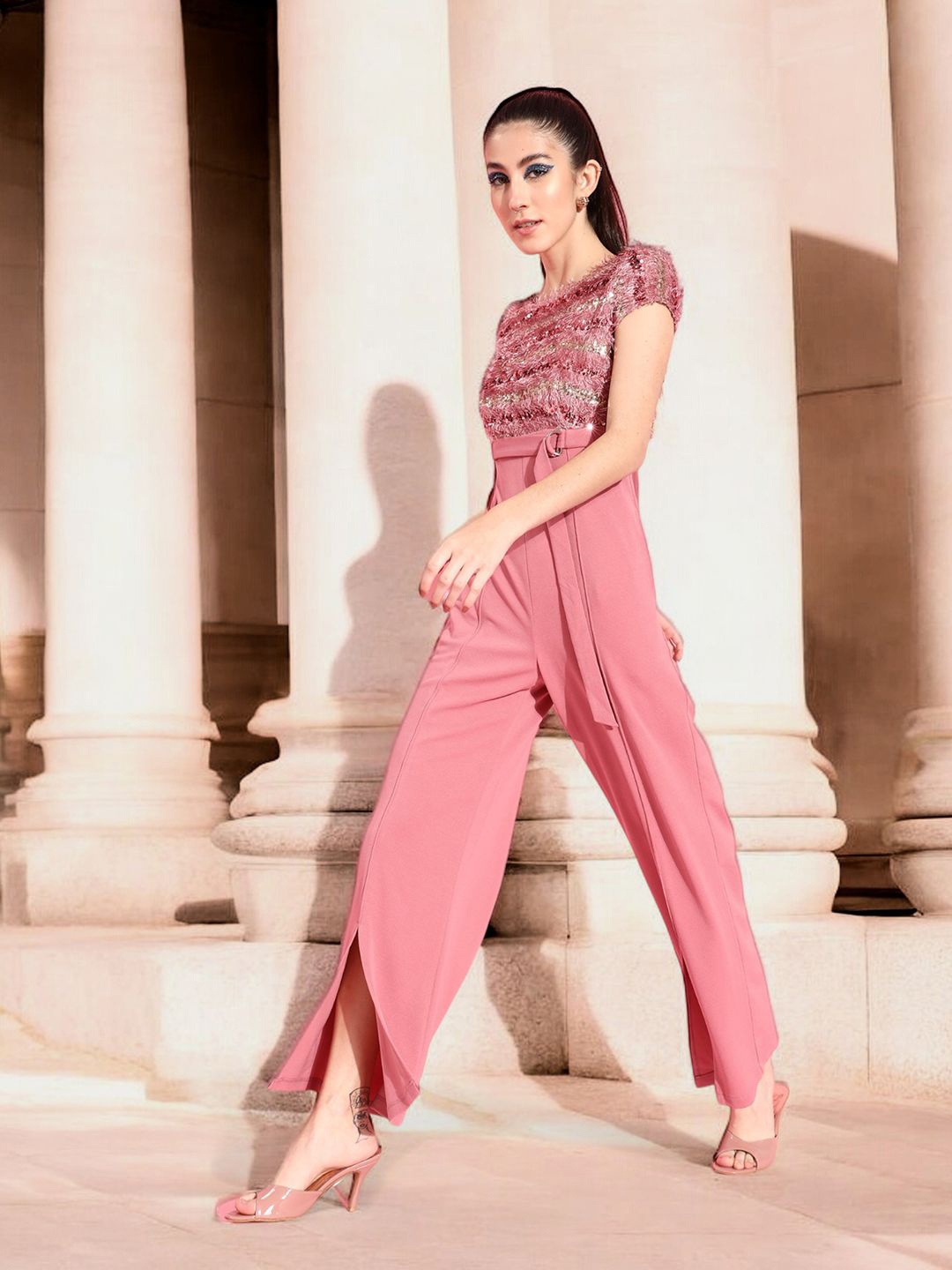 

Miss Chase Basic Round Neck Jumpsuit, Pink