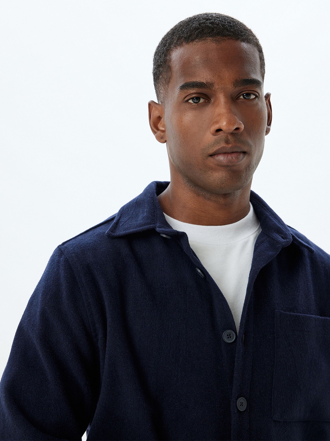 

Koton Men Spread Collar Solid Casual Shirt, Navy blue