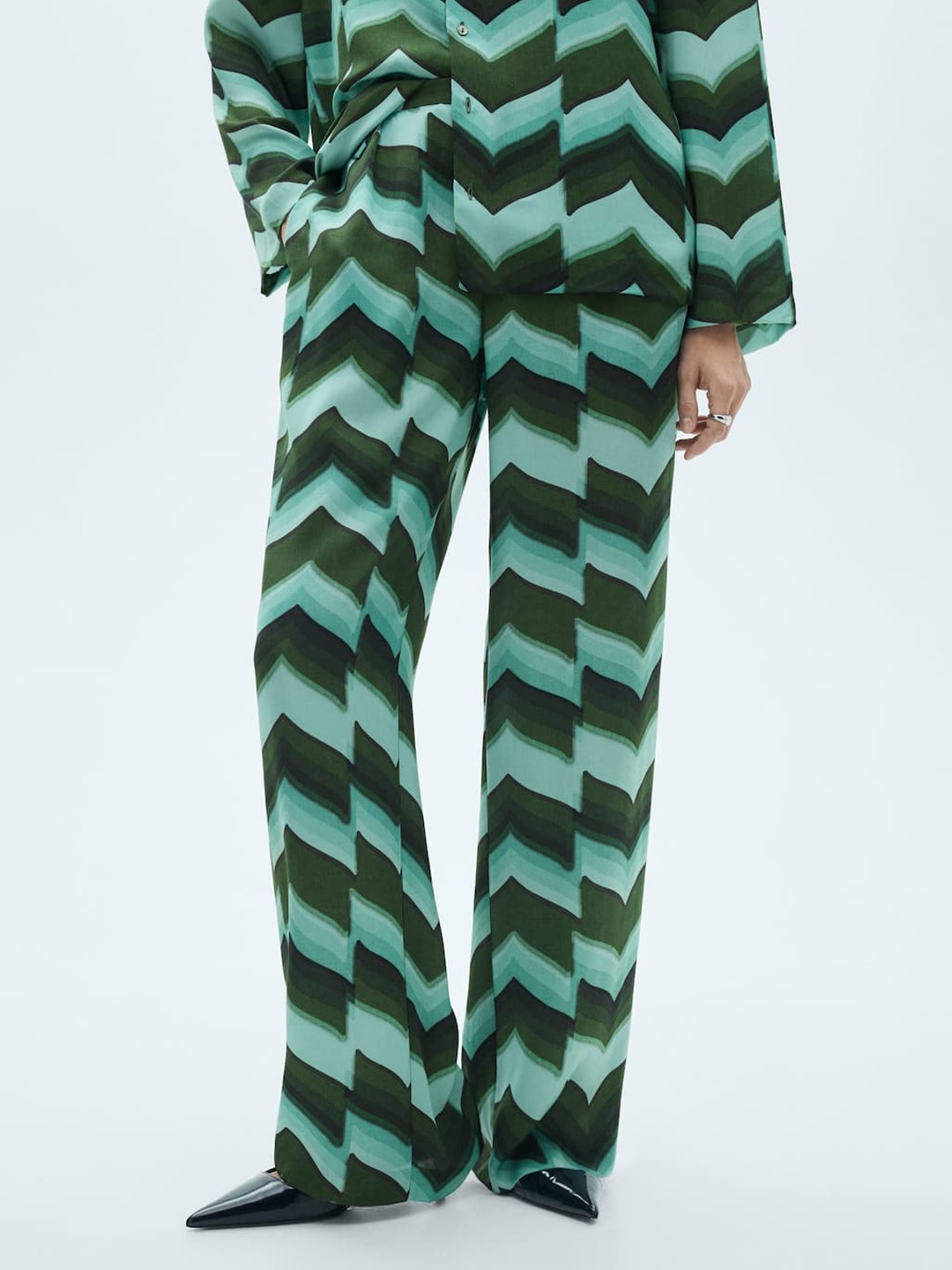 

MANGO Women Printed Straight Fit Trousers, Blue