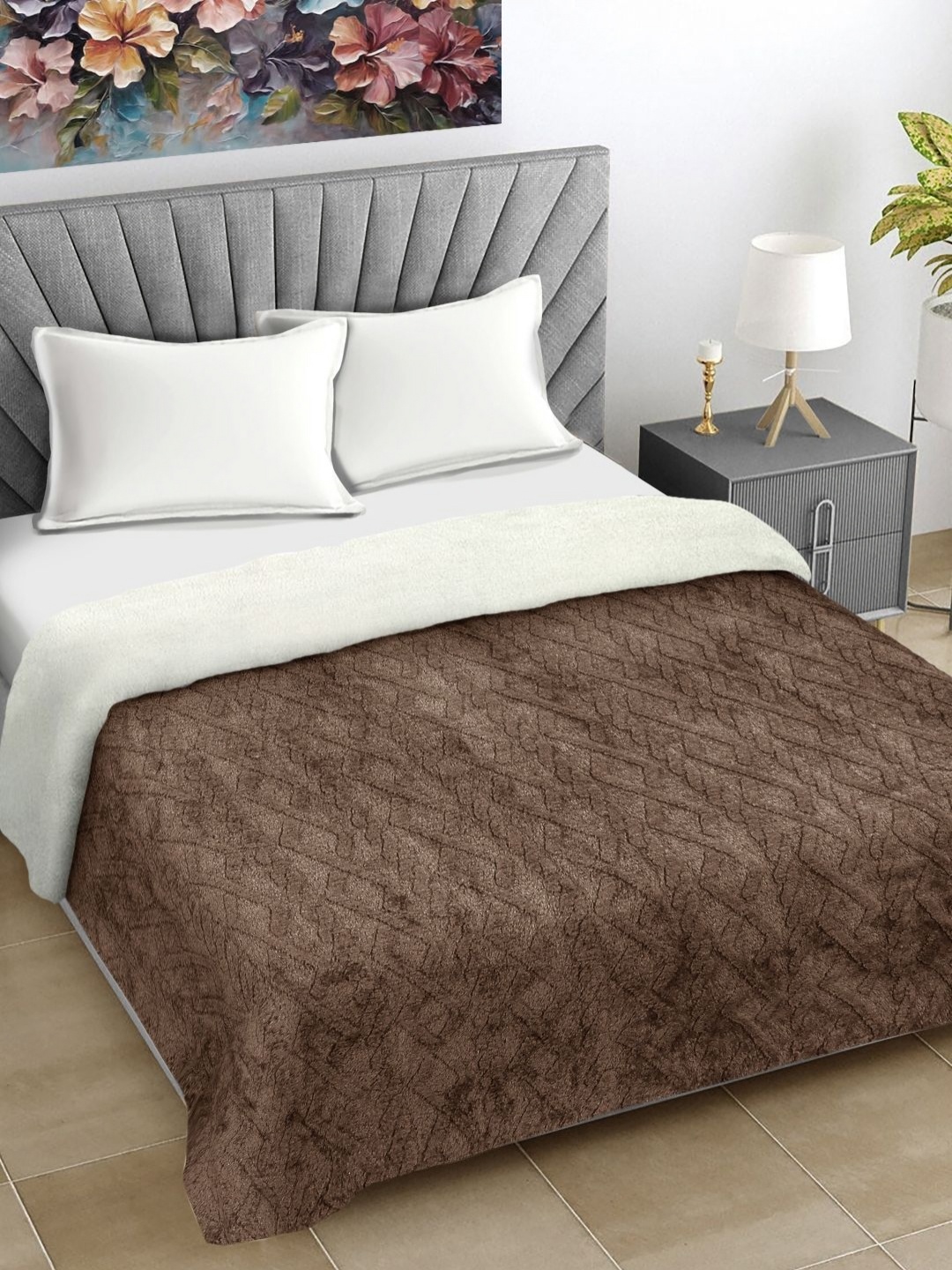 

FABINALIV Brown & White Geometric Woollen Mild Winter 600 GSM Double Bed Comforter