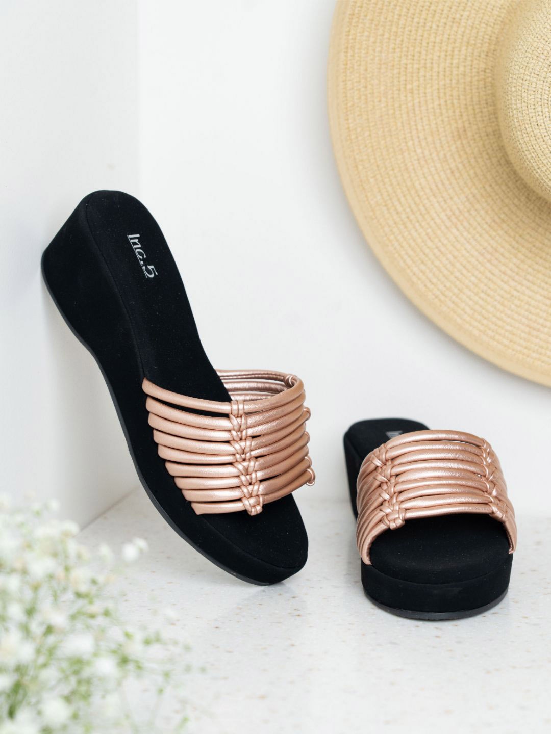 

Inc 5 Women Striped Wedge Sandals, Rose gold