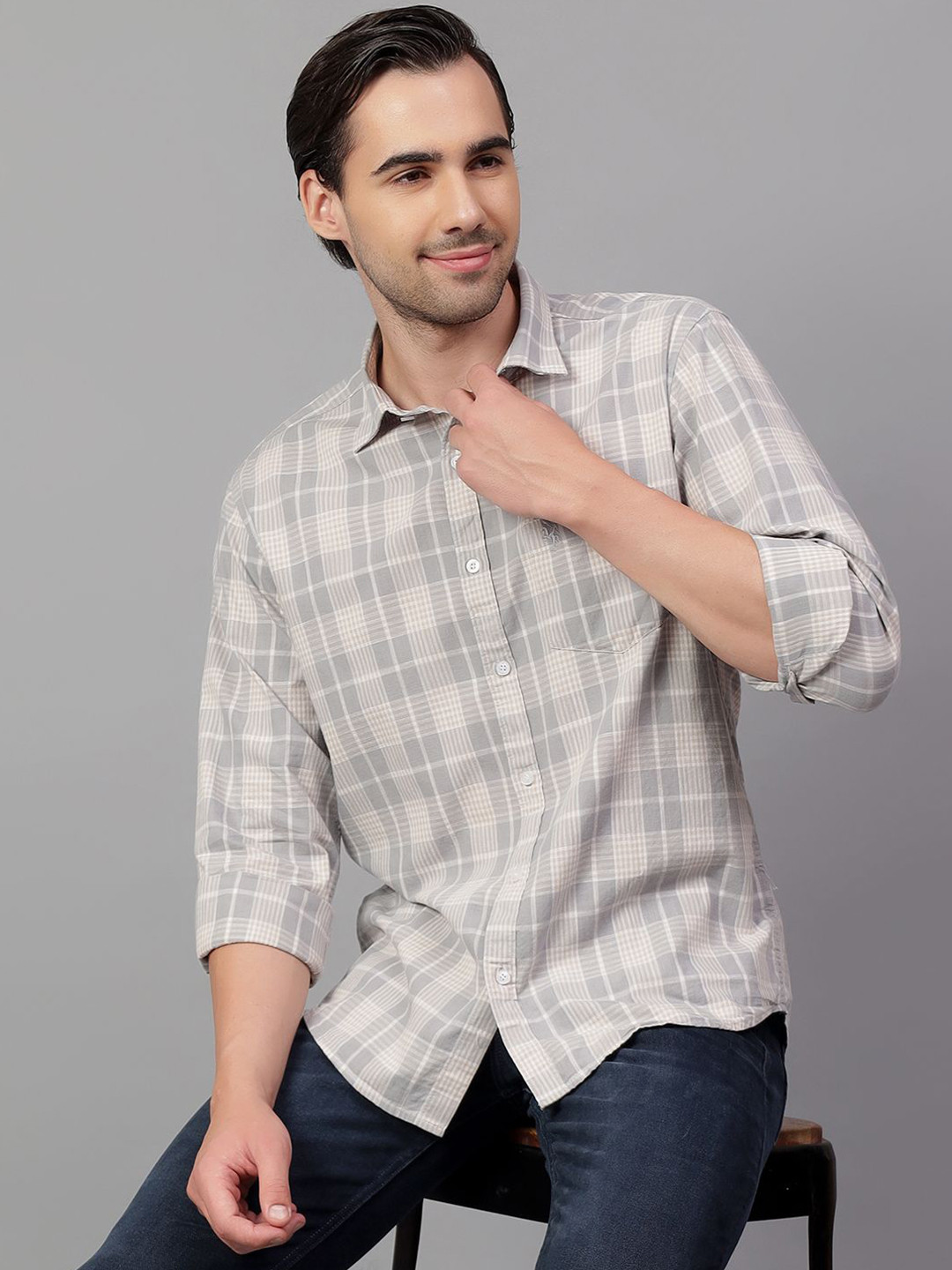 

Cantabil Men Spread Collar Checked Cotton Slim Fit Casual Shirt, Grey
