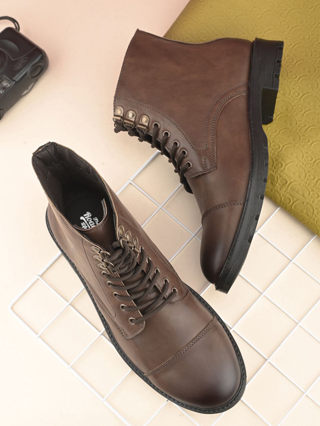 

The Roadster Lifestyle Co Men Regular Boots, Tan