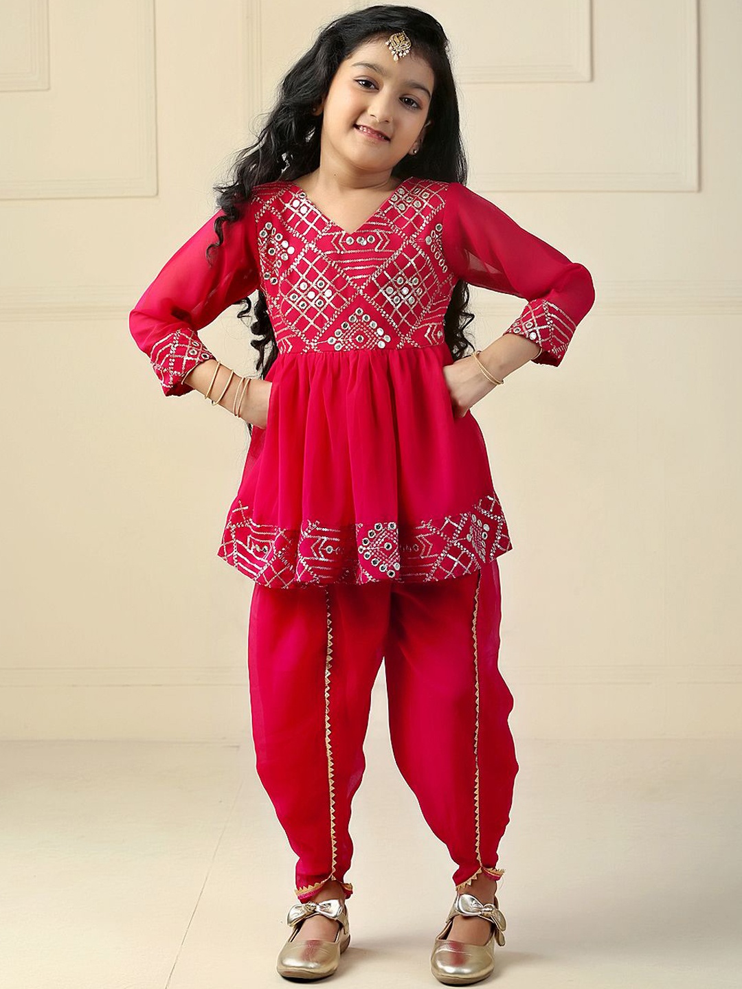 

BAESD Girls Geometric Embroidered Mirror Work Georgette Kurta & Dhoti Pant, Pink