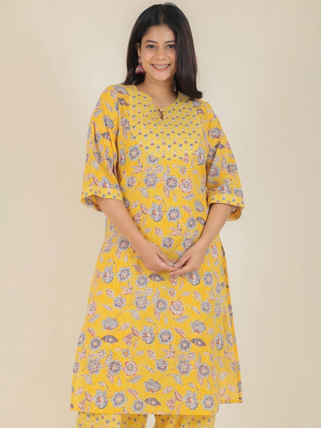 

Aramya Floral Printed Cotton Straight Kurta, Yellow