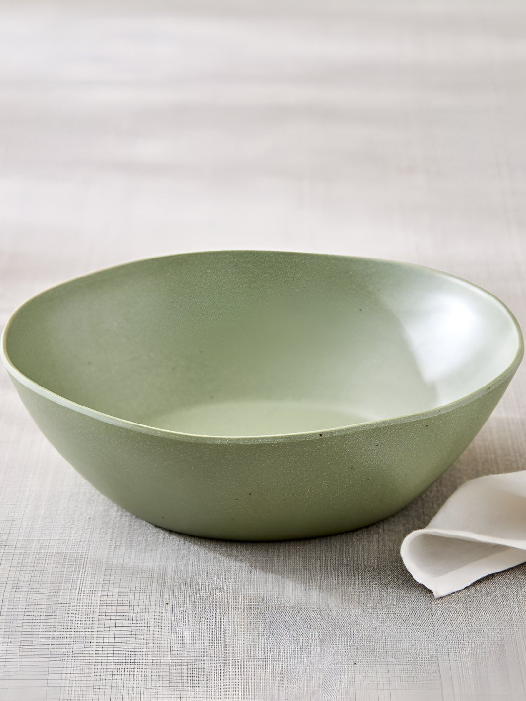 

Home Centre Meadows Aurah Green Melamine Serving Bowl 1.9l