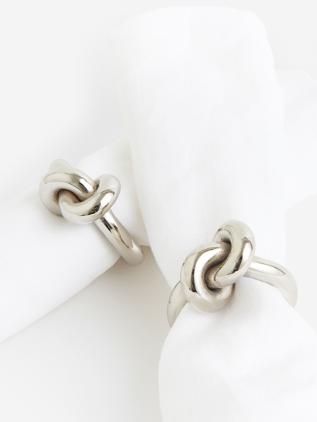 

H&M 2-Pack Knot -Detail Napkin Rings, Silver