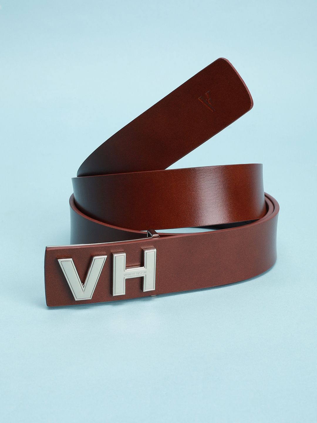 

Van Heusen Men Textured Leather Formal Belt, Brown