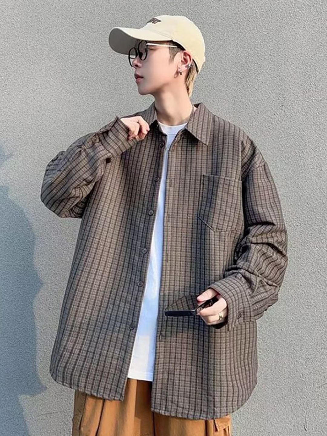 

StyleCast x Revolte Men Cutaway Collar Gingham Checked Casual Shirt, Grey