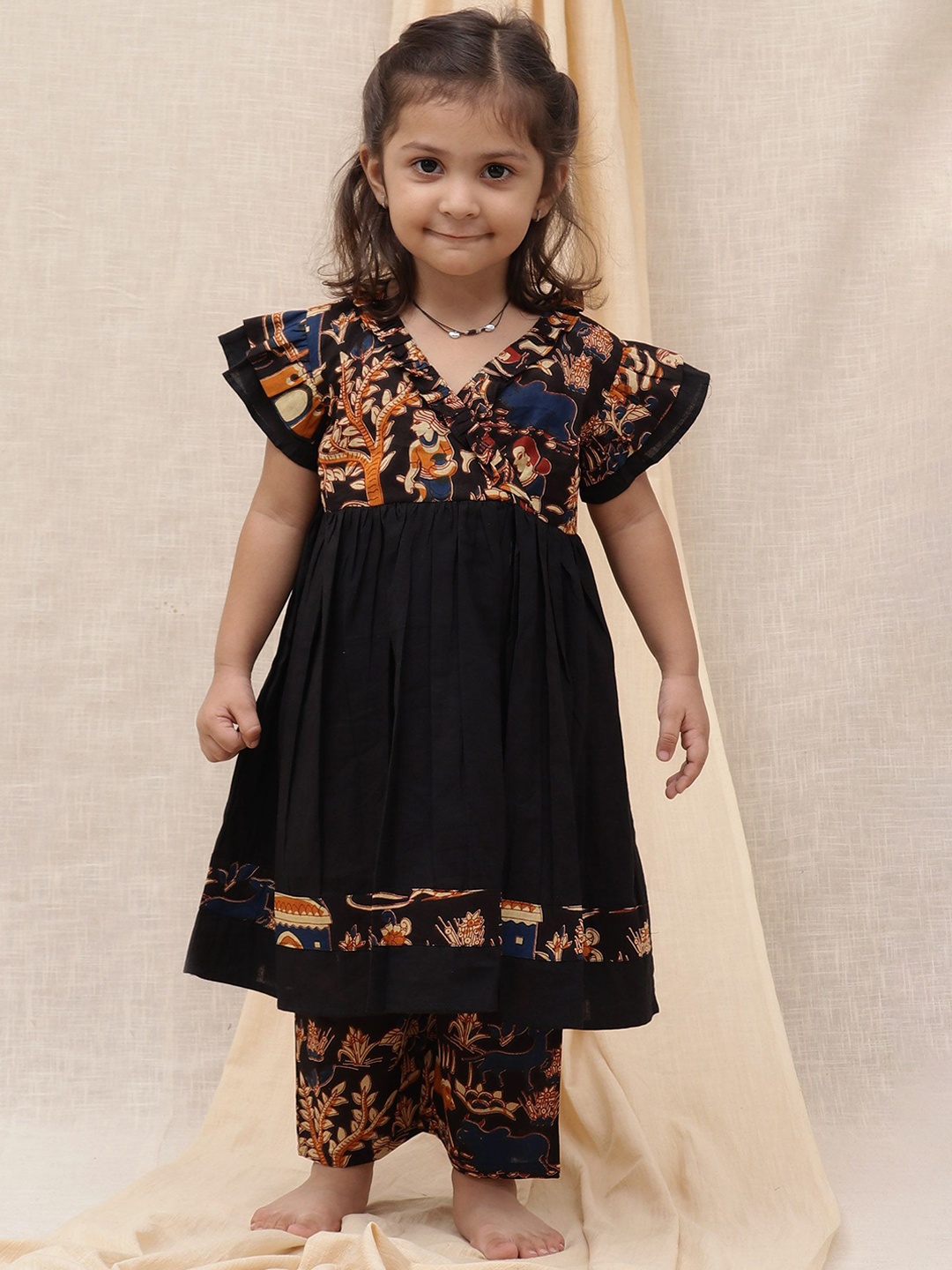 

TJORI Girls Floral Printed Pure Cotton A Line Kurta with Trousers, Black