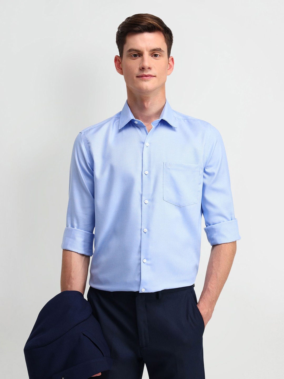 

Arrow Men Manhattan Spread Collar Solid Cotton Slim Fit Formal Shirt, Blue