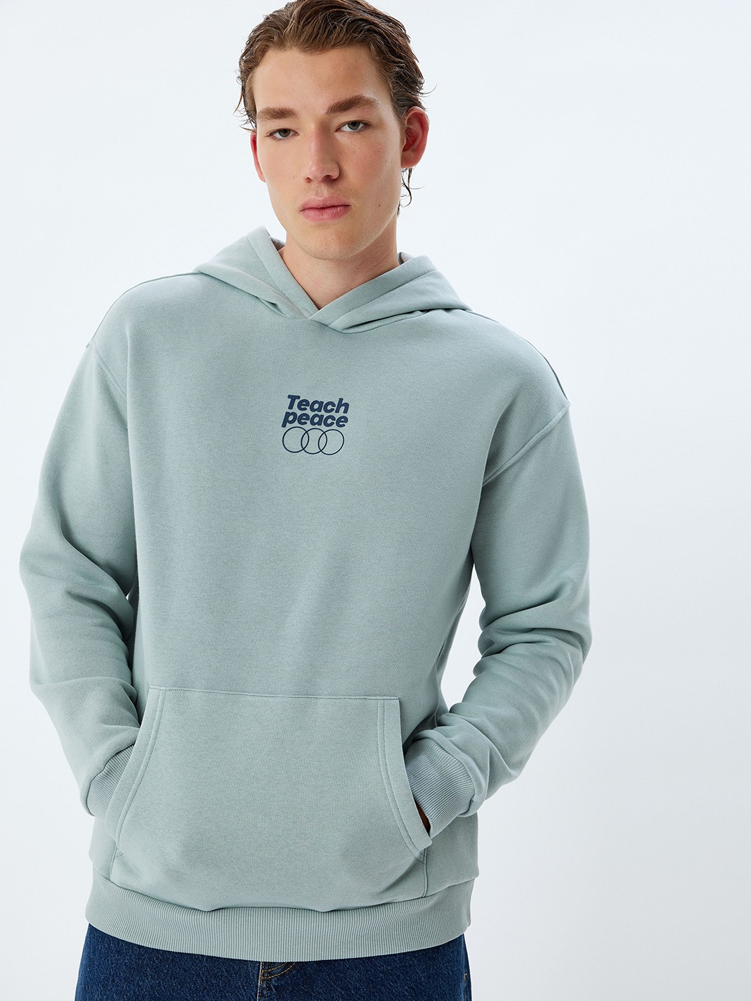 

Koton Men Sweatshirt, Yellow