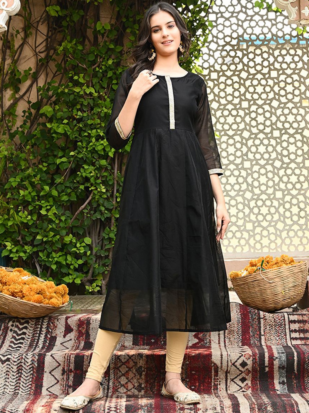 

DECKEDUP Round Neck Sequinned Chanderi Silk Anarkali Kurta, Black
