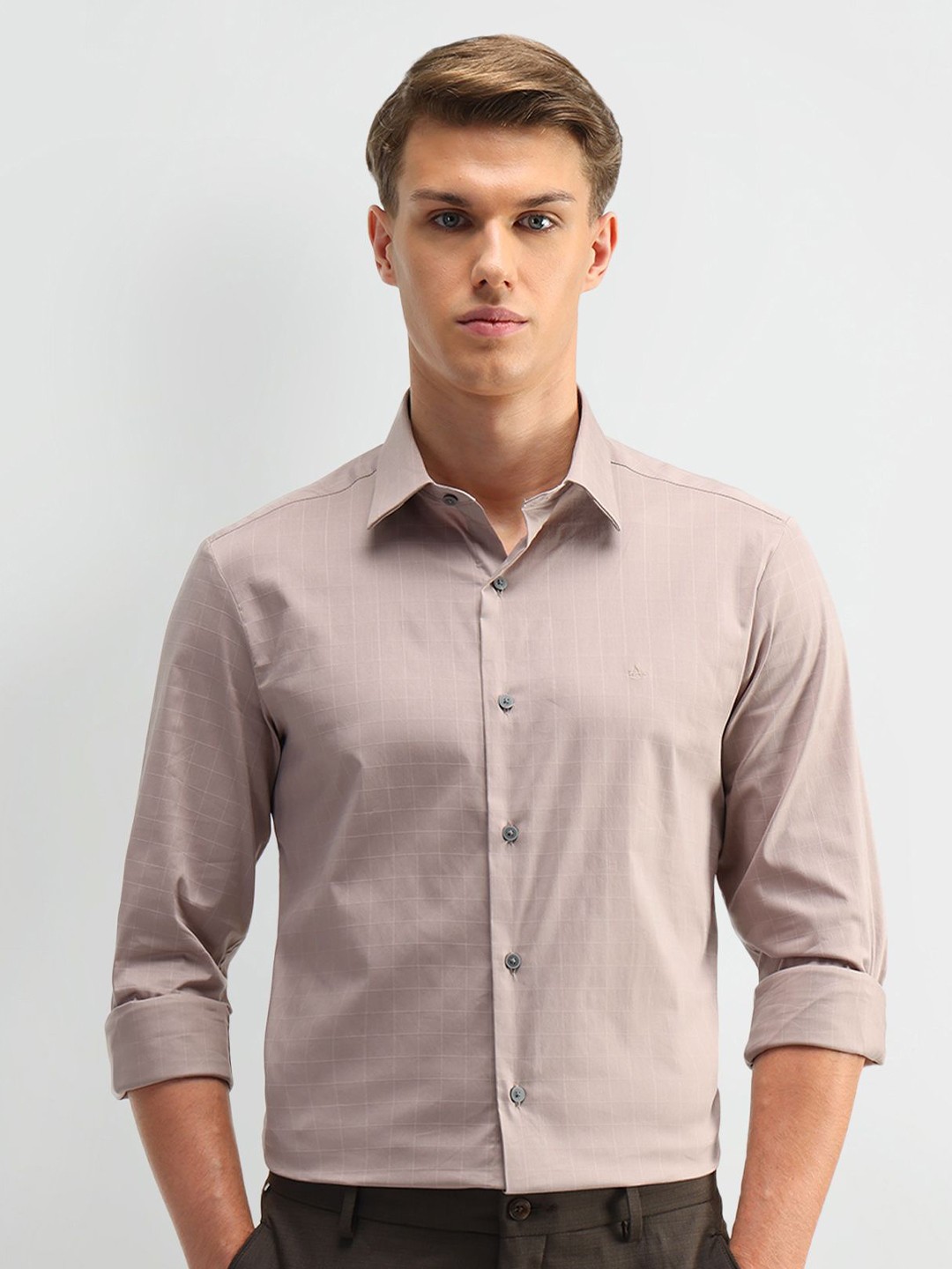 

Arrow New York Men Manhattan Spread Collar Checked Cotton Slim Fit Casual Shirt, Mauve