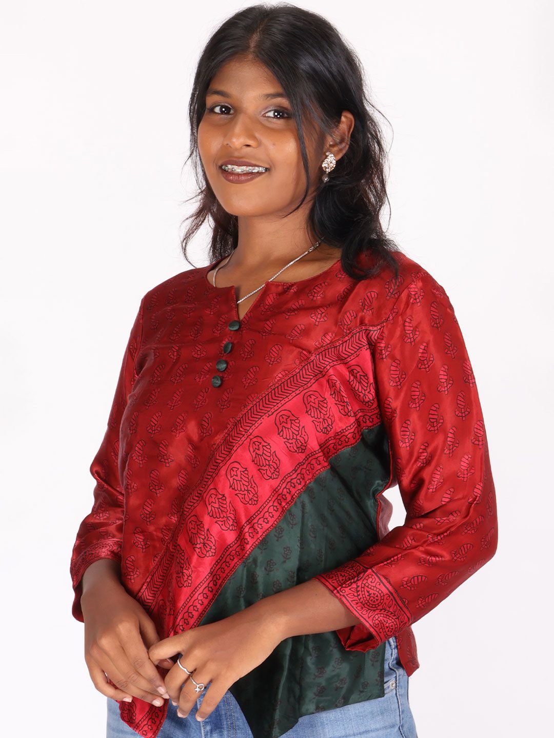

Avishya Modal Print Top, Maroon