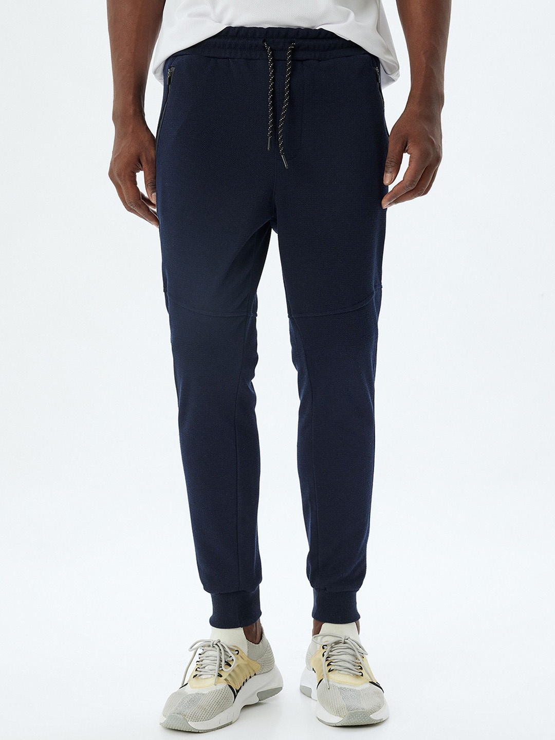 

Koton Men Mid-Rise Joggers, Blue