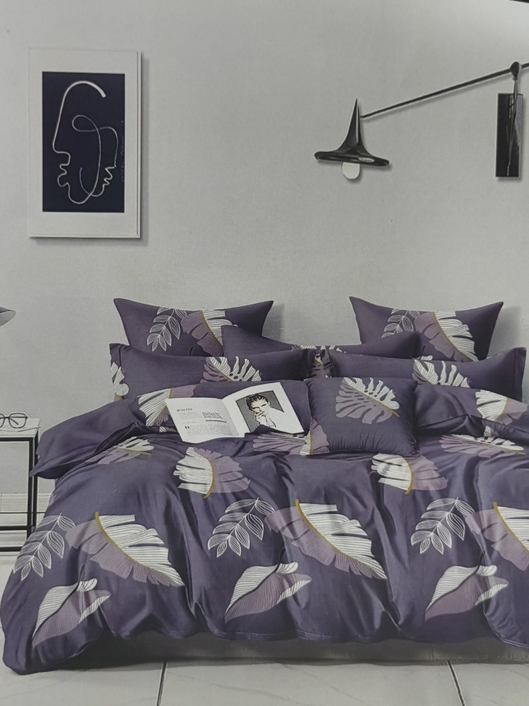 

Signature Purple & White Ethnic Motifs 144 TC Queen Bedsheet with 2 Pillow Covers