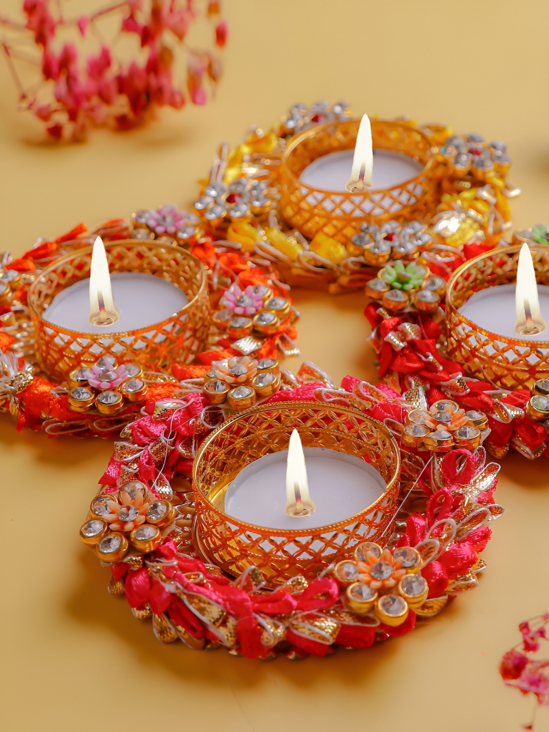 

Archies Red Set Of 4 Festive Diyas, Multi