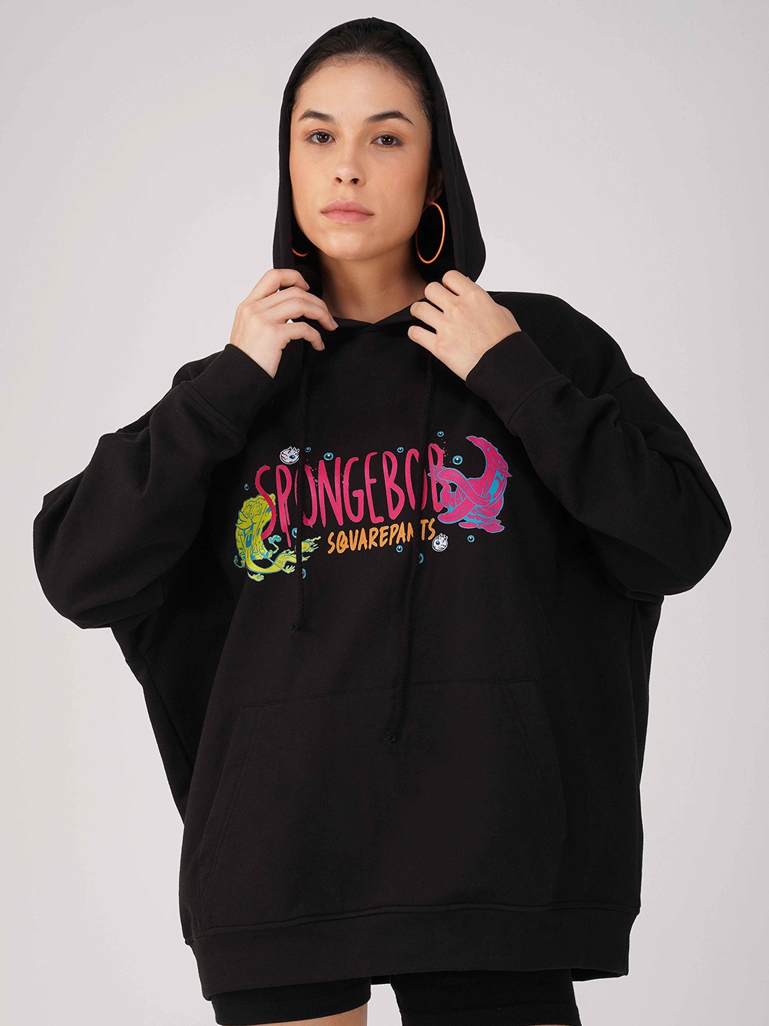 

THE CLOTHING FACTORY Women Printed Hooded Sweatshirt, Black