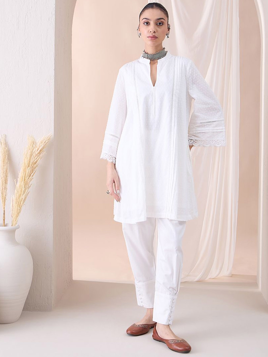 

FEMMELLA Self Design Mandarin Collar Tunic With Trousers Co-Ords, White