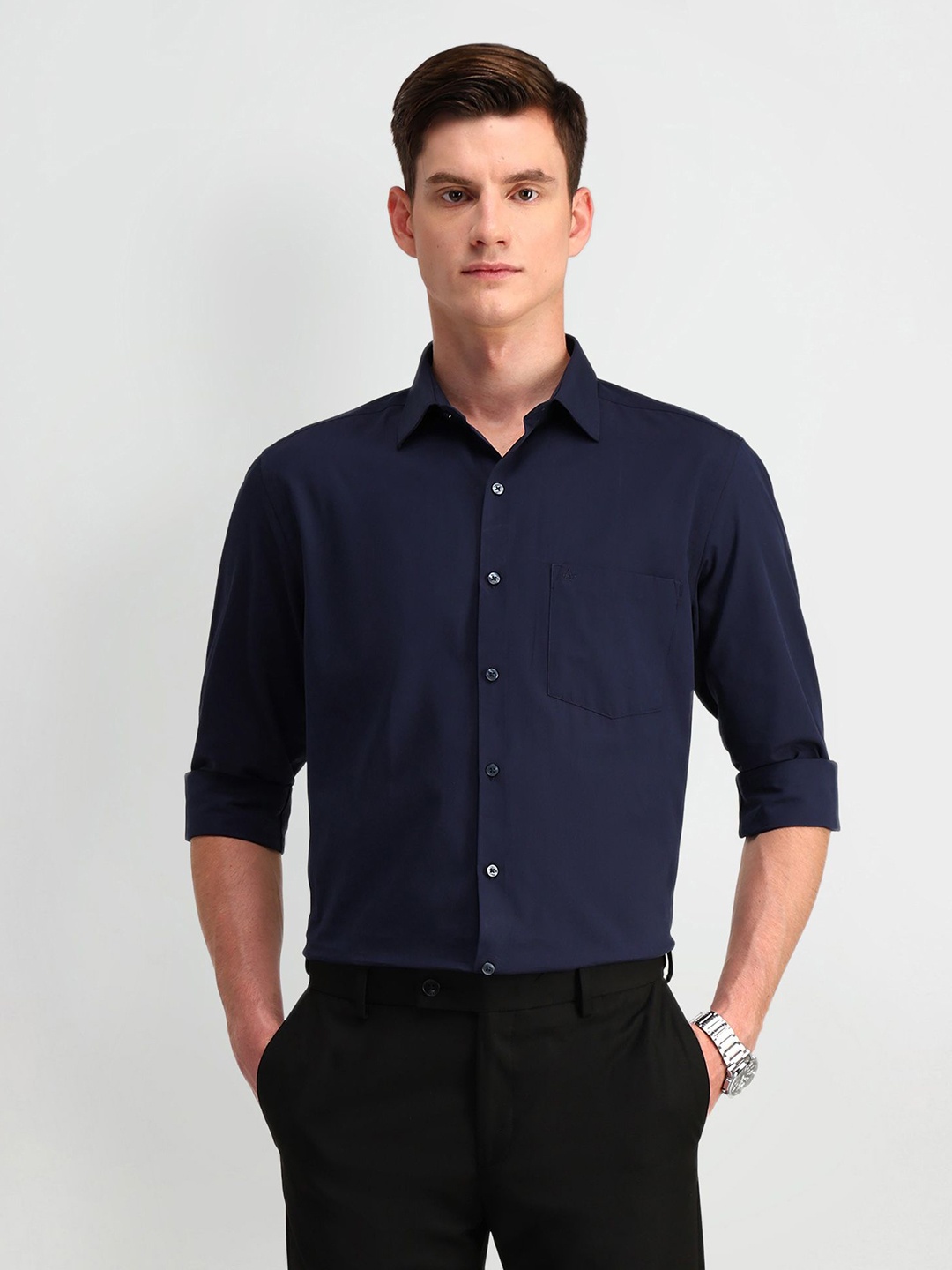 

Arrow Men Classic Spread Collar Solid Cotton Formal Shirt, Navy blue