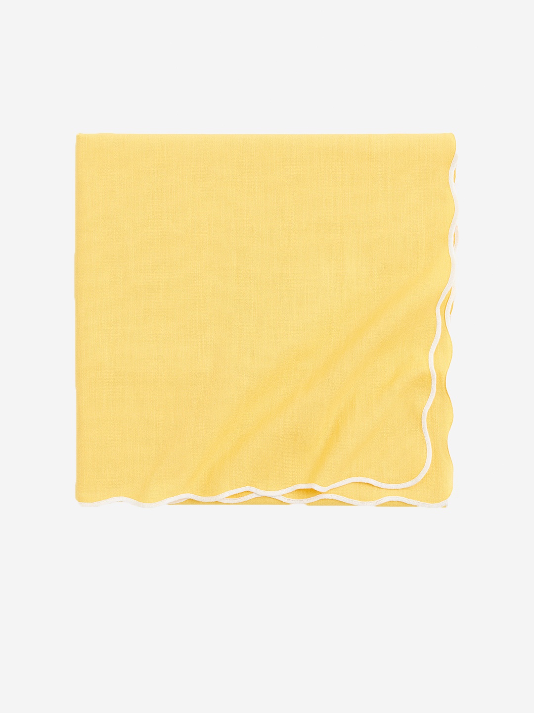 

H&M Yellow Scallop-Edged Tablecloth