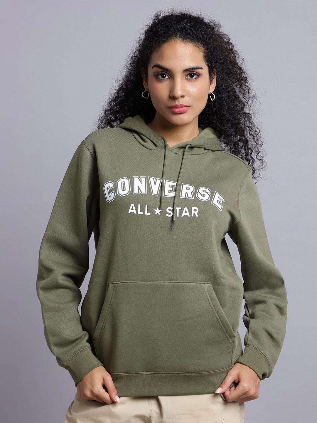 

Converse Unisex Go-To Wordmark Standard-Fit Fleece Pullover Hoodie, Olive