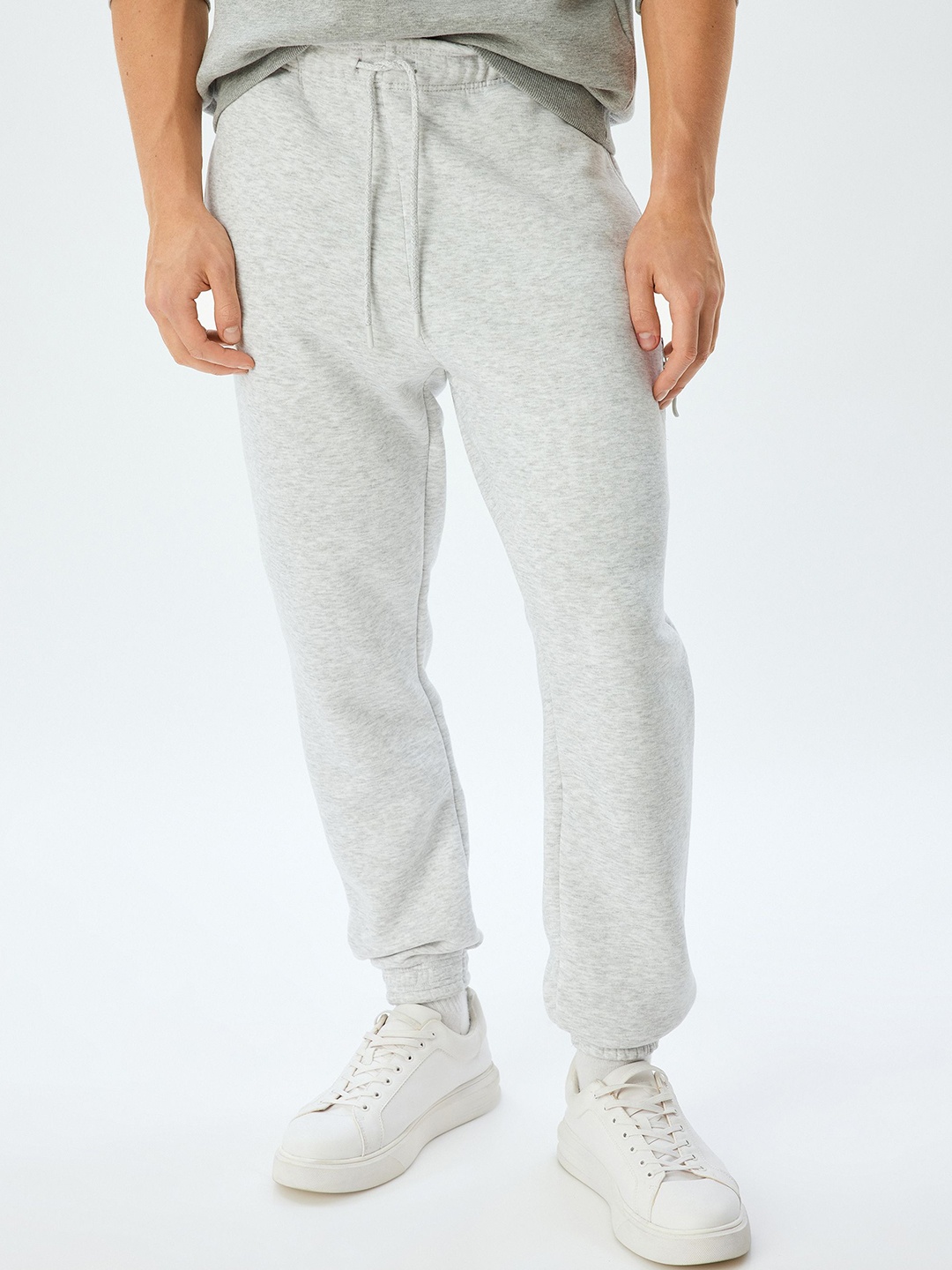 

Koton Men Mid-Rise Joggers, Grey