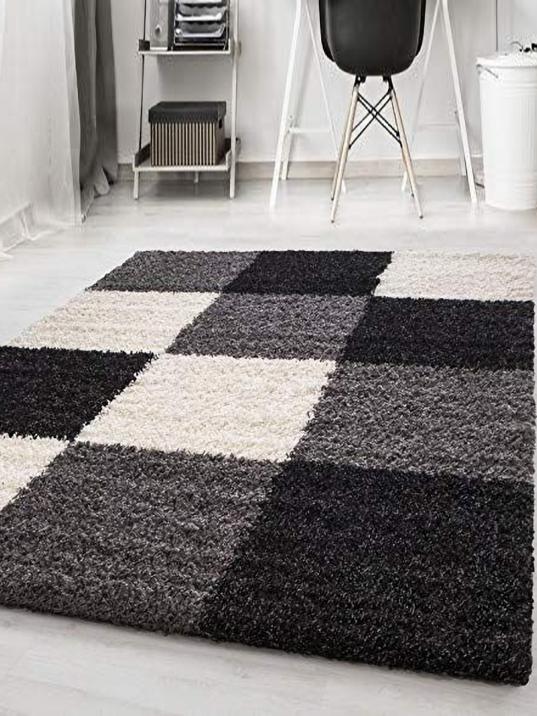 

Banchmark Home Furnishings Black,White and Grey Geometric Woolen Shaggy Carpet