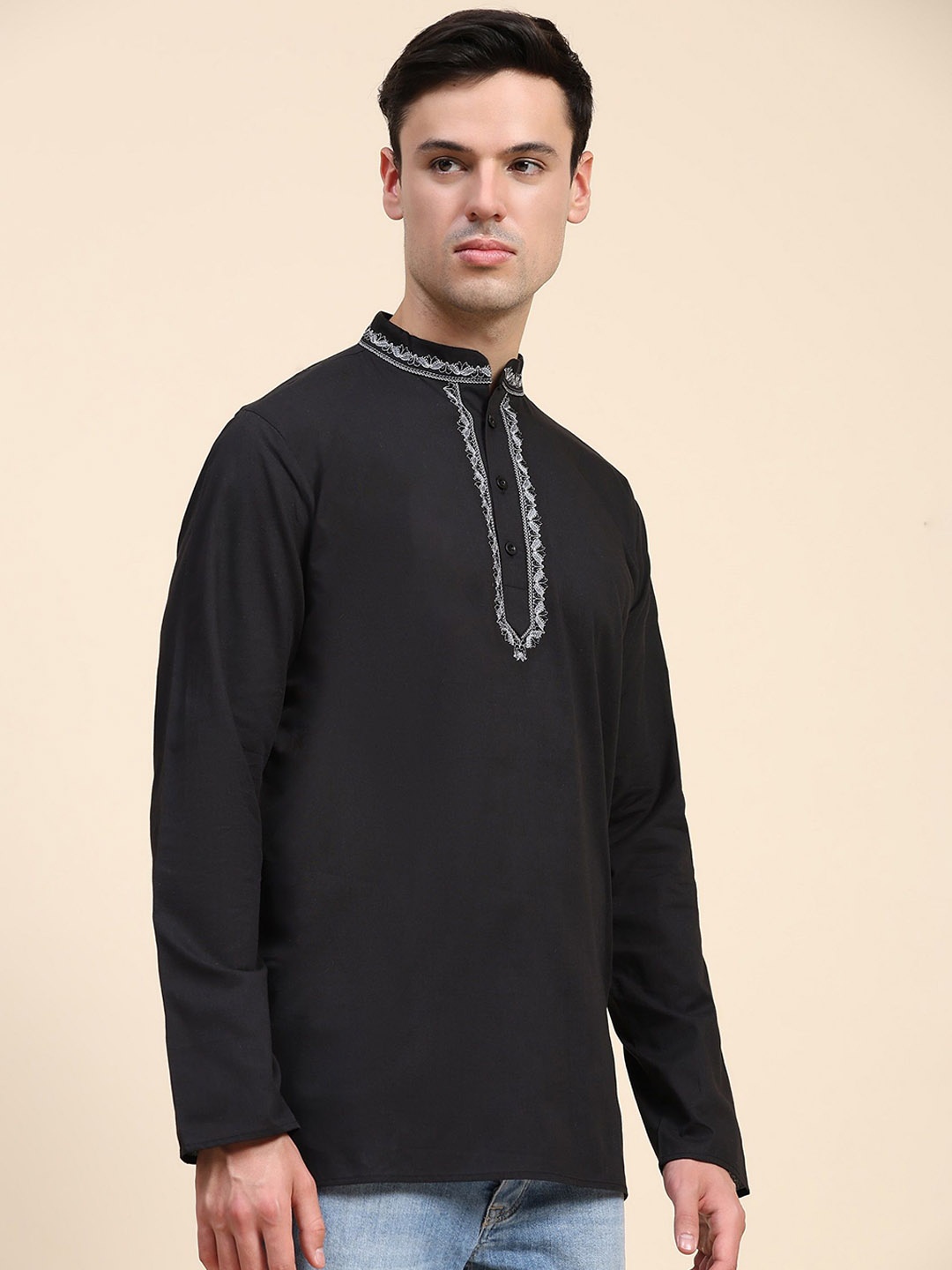 

SKAVIJ Thread Work Mandarin Collar Cotton Short Straight Kurta, Black