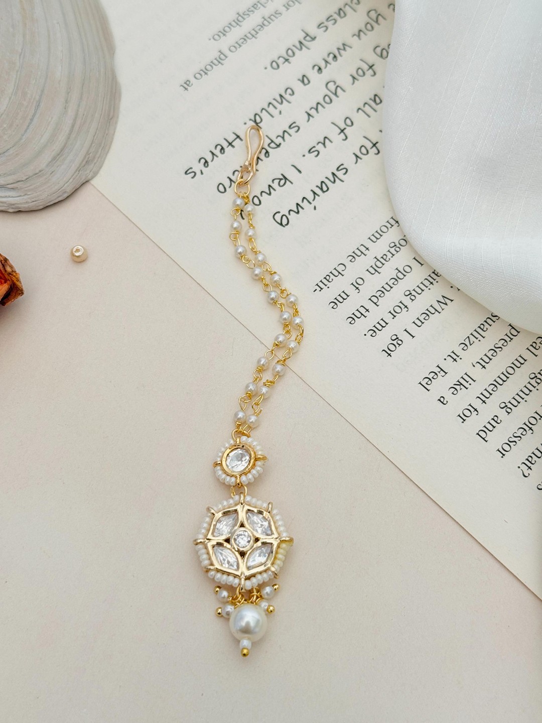 

ABDESIGNS Gold-Plated Kundan Studded and Beaded Studded Maang Tikka