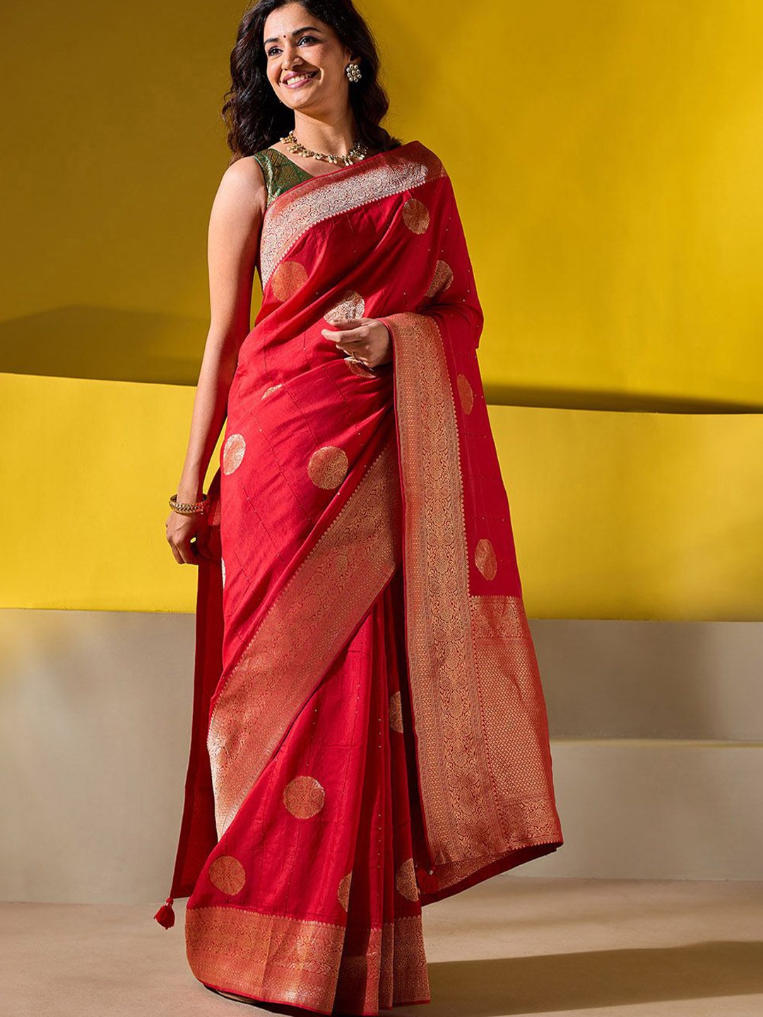 

Taneira Woven Design Zari Saree, Red