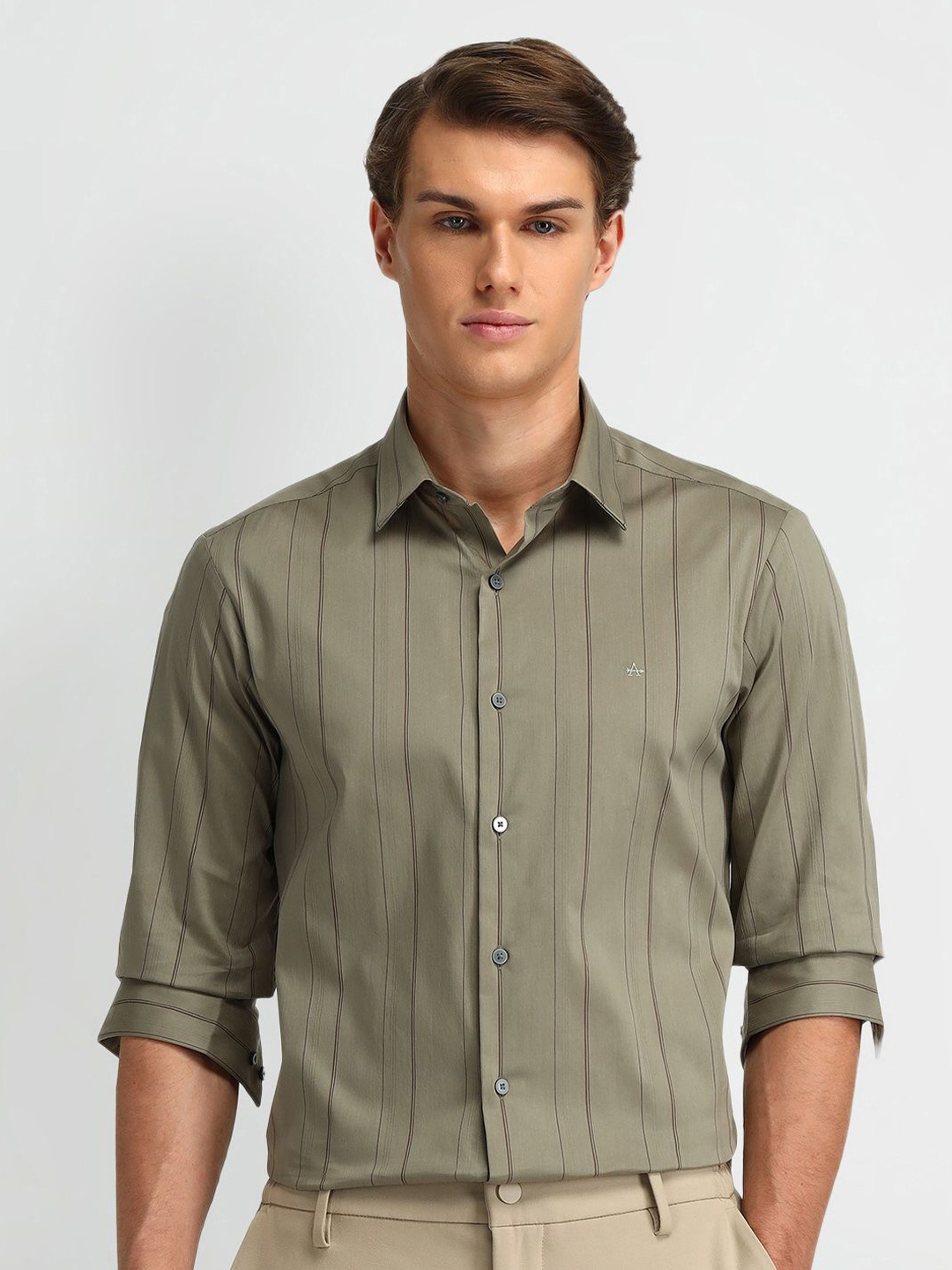 

Arrow New York Men Manhattan Spread Collar Vertical Striped Cotton Slim Fit Casual Shirt, Olive