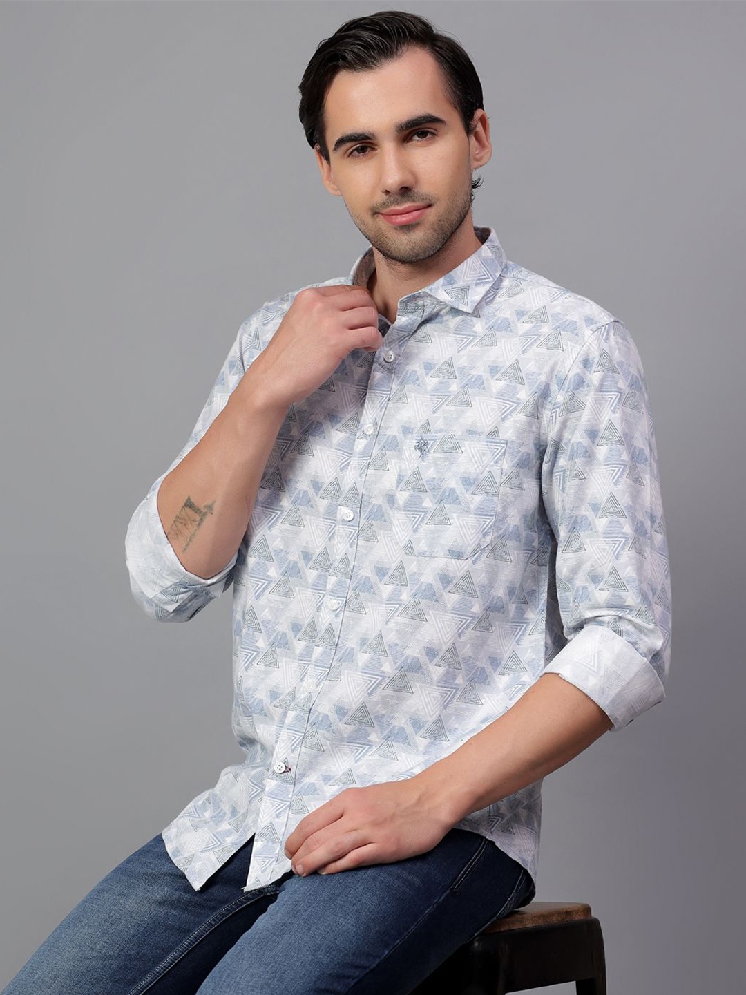 

Cantabil Men Spread Collar Geometric Printed Cotton Slim Fit Casual Shirt, Blue