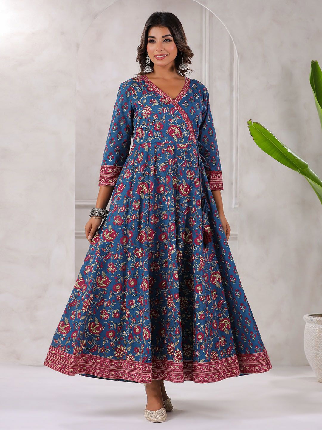 

Meena Bazaar Women Floral Printed Fit & Flare Maxi Dress, Blue