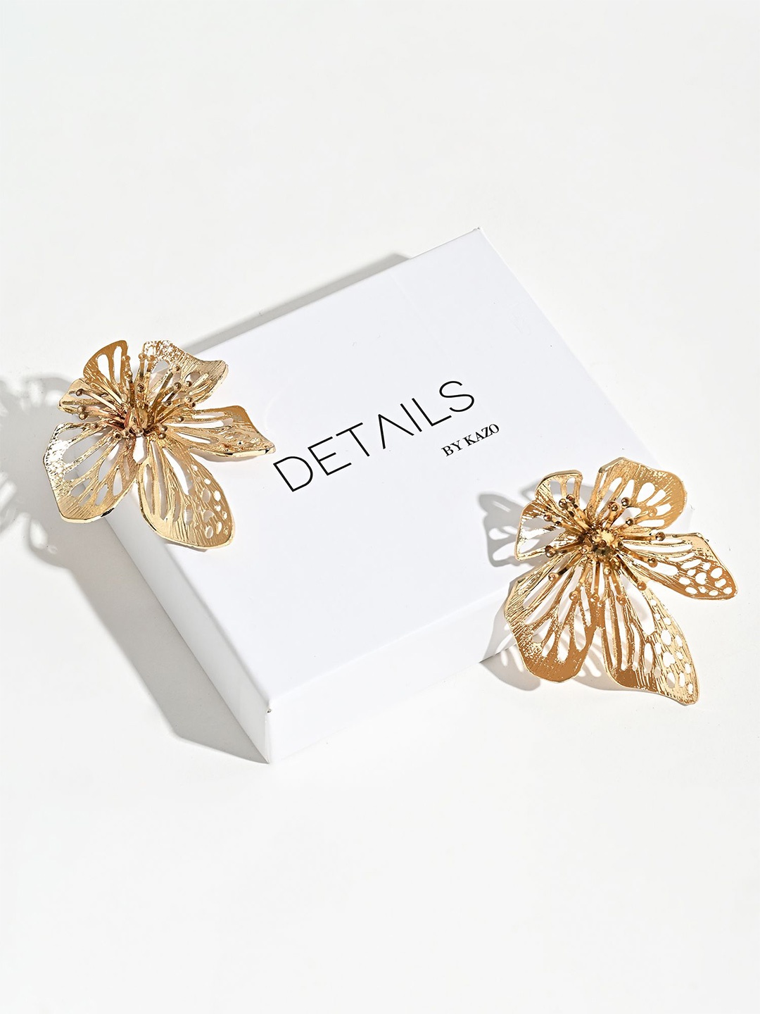 

Kazo Gold Plated Floral Studs