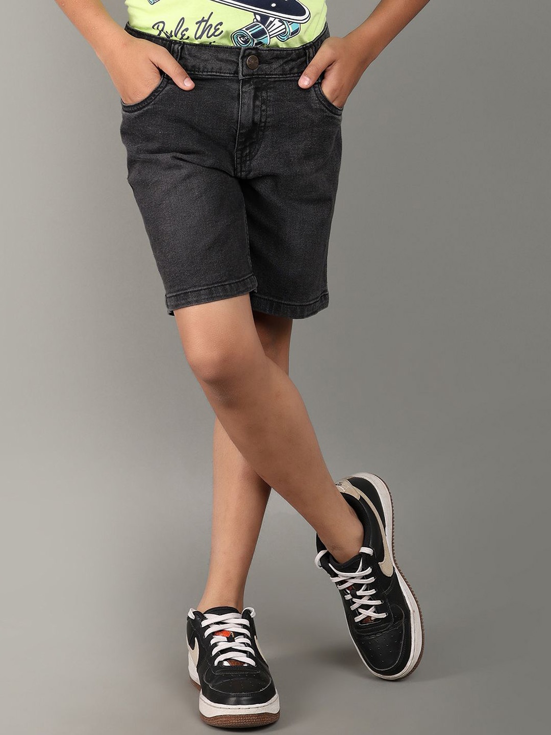 

V-Mart Boys Denim Shorts, Grey