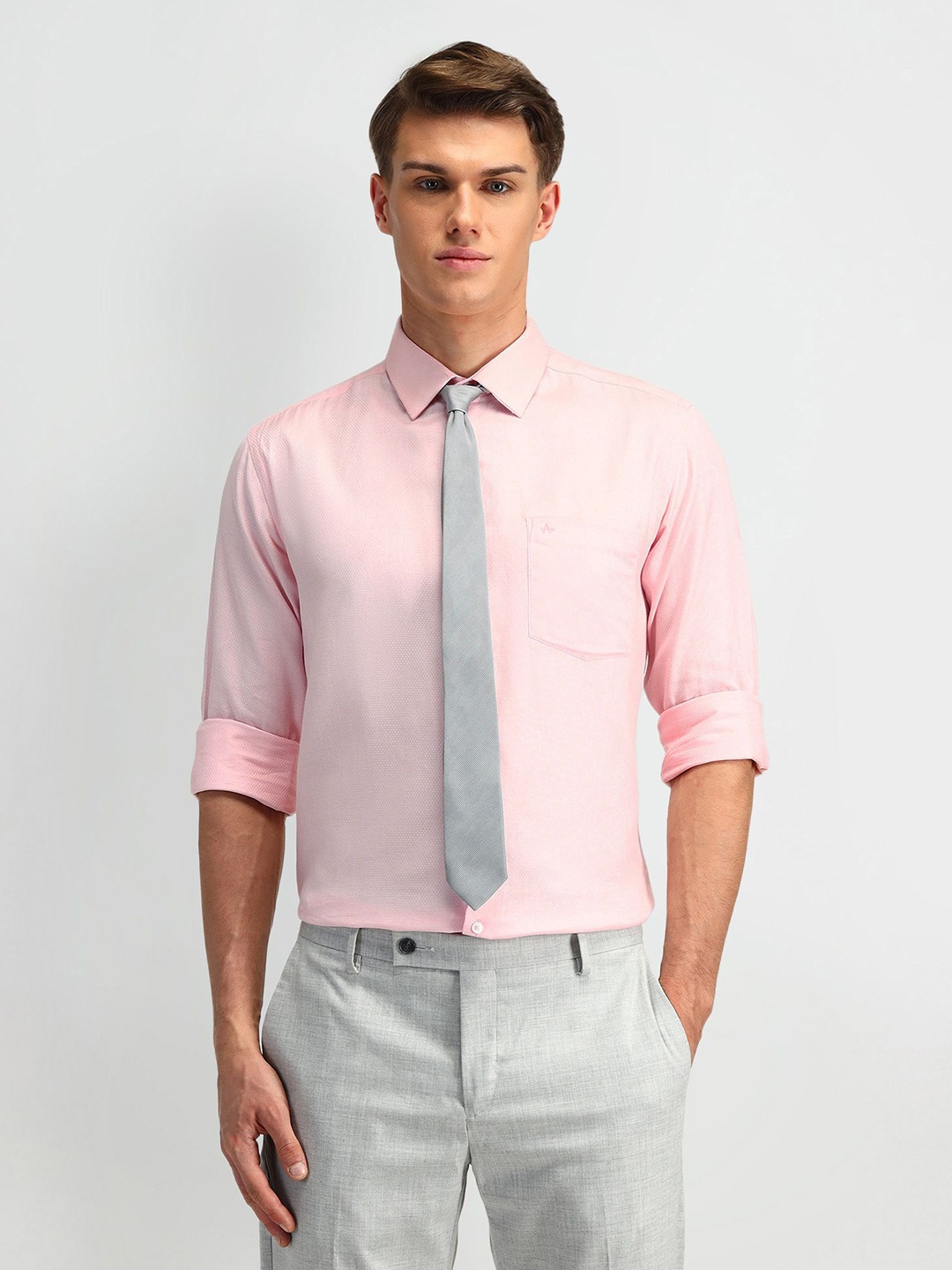 

Arrow Men Manhattan Spread Collar Textured Cotton Slim Fit Formal Shirt, Peach
