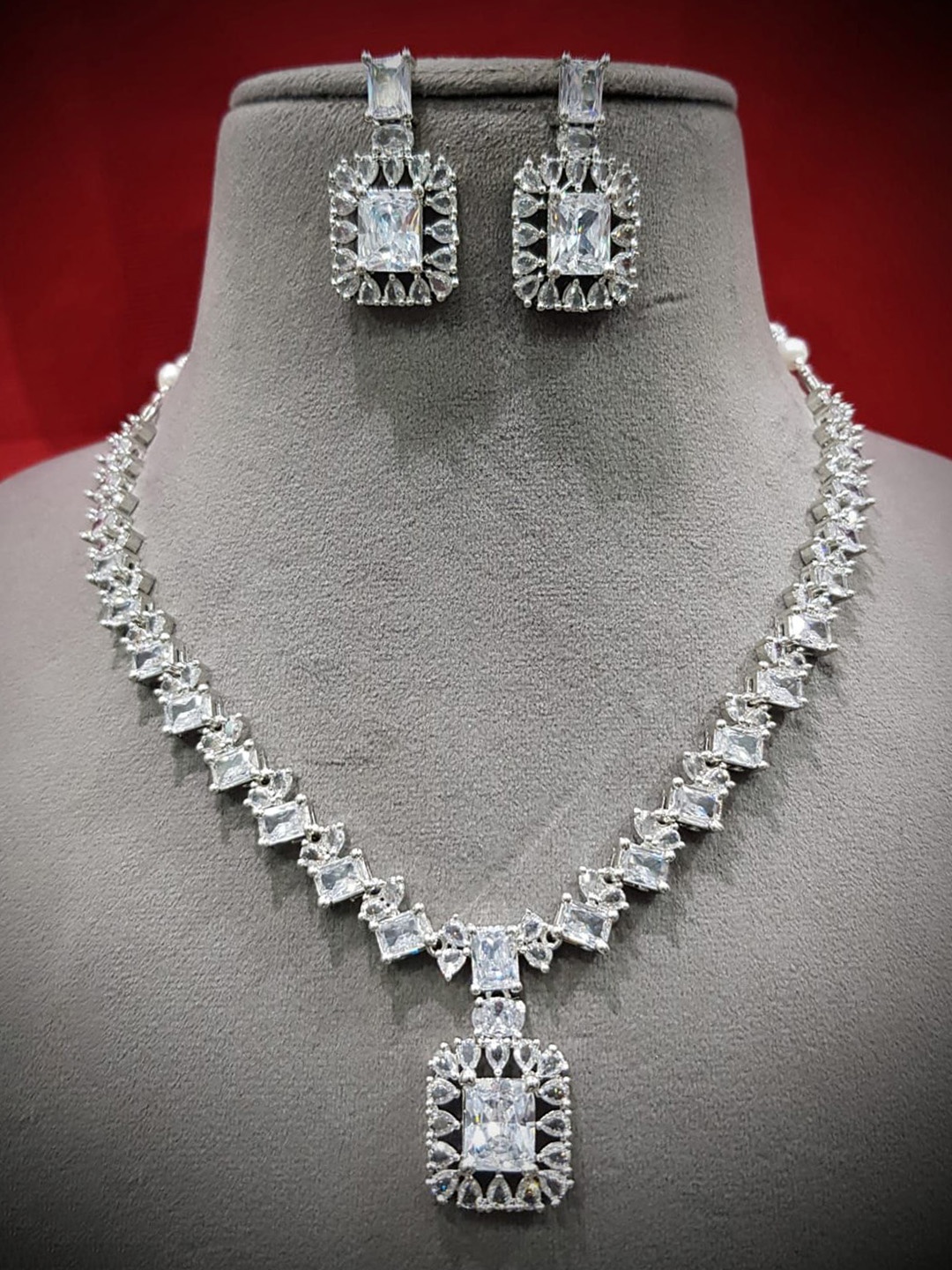 

Ladymania Silver-Plated AD-Studded Jewellery Set, White