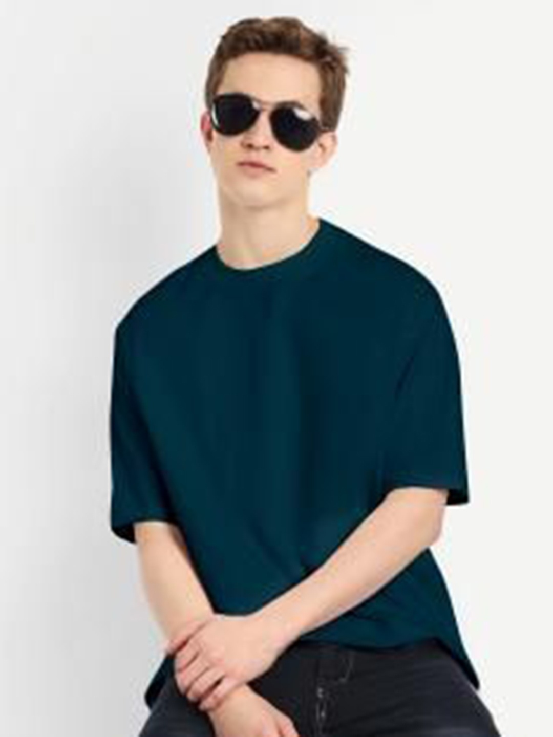 

BLURR Unisex Solid Round Neck Pure Cotton T-shirt, Navy blue
