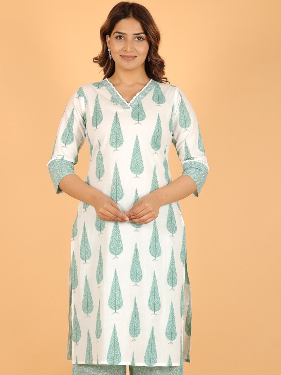 

Aramya Floral Printed Cotton Straight Kurta, White