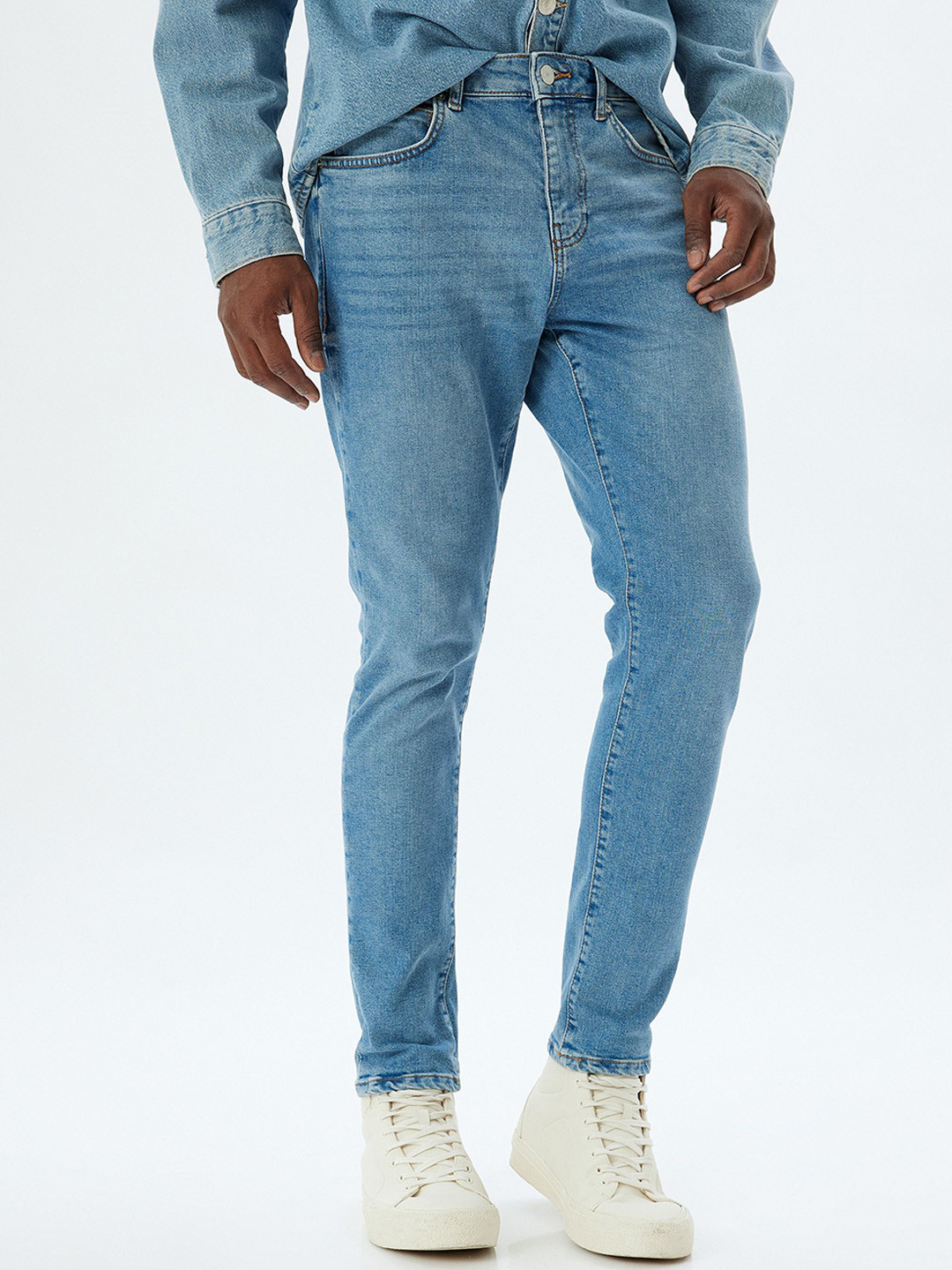 

Koton Men Trousers, Pink